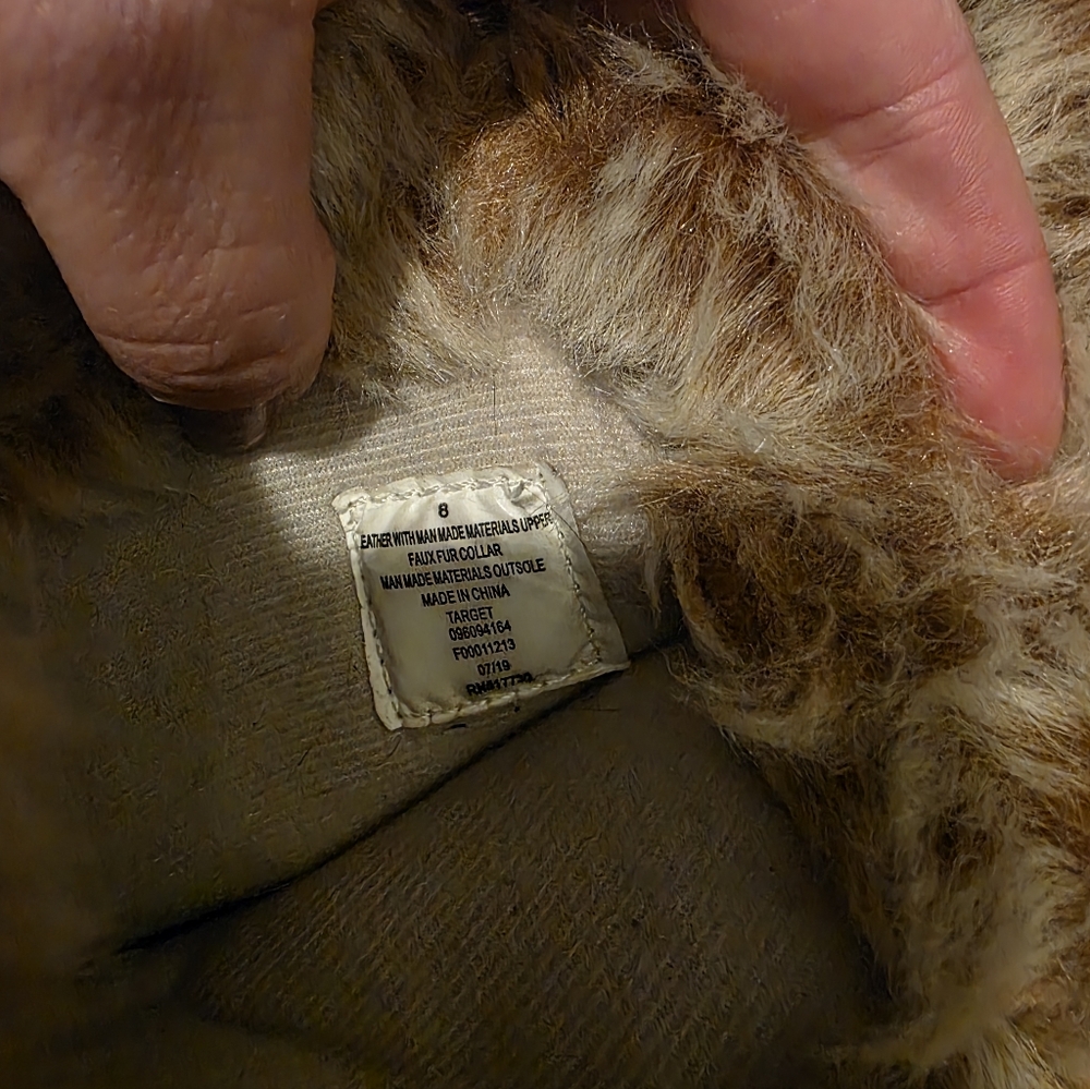 Universal Threads Snow Boot - Picture 3 of 4
